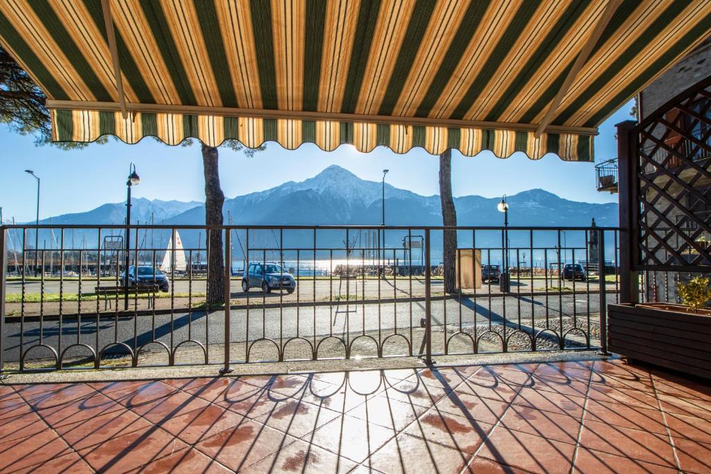 Gera Lario House | House Nicholas