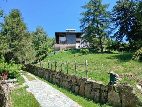 Sueglio Apartment | il larice d' oro