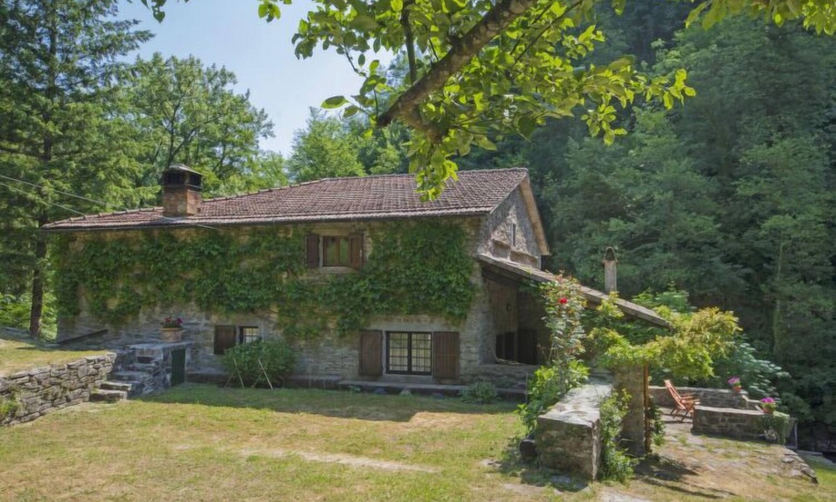 Cantagallo House | Il Mulino di Cecco by Interhome