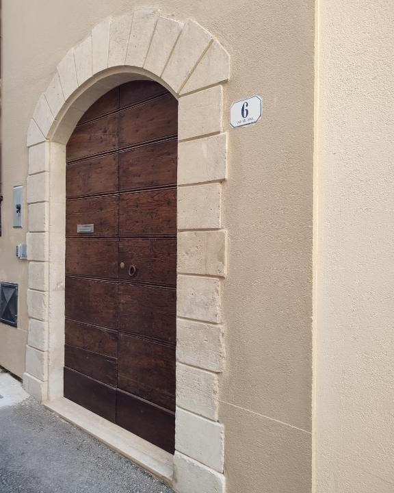 L'Aquila House | Il Vico Del Drago