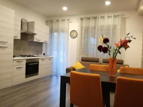 Cannizzaro Apartment | La casa di Ale