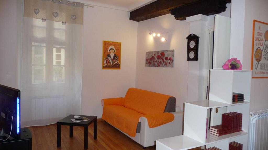 Ivrea Apartment | La casa di Perpy Ivrea centro storico