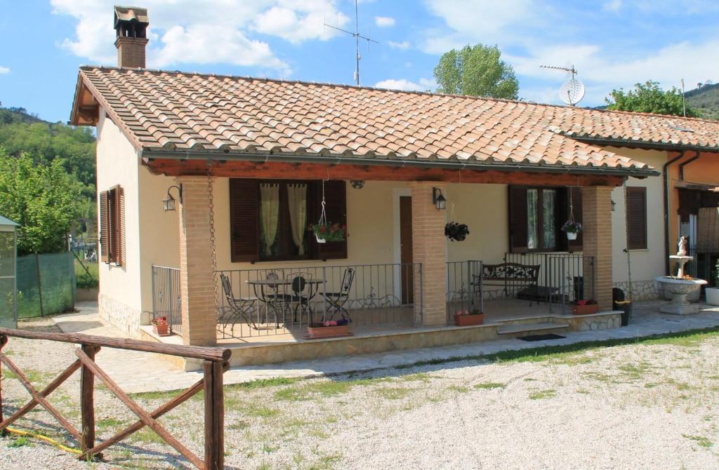 Montefranco House | La casetta di Rosa