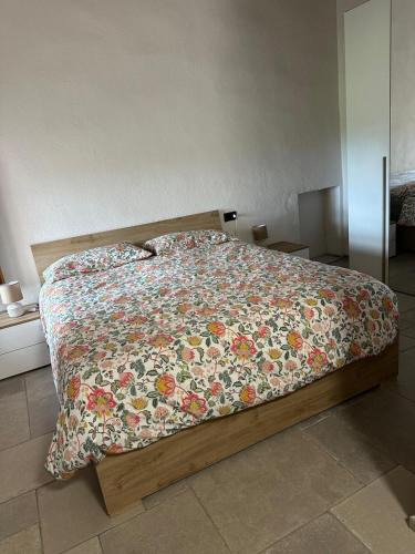 Borgo San Lorenzo Apartment | La Guardia 2