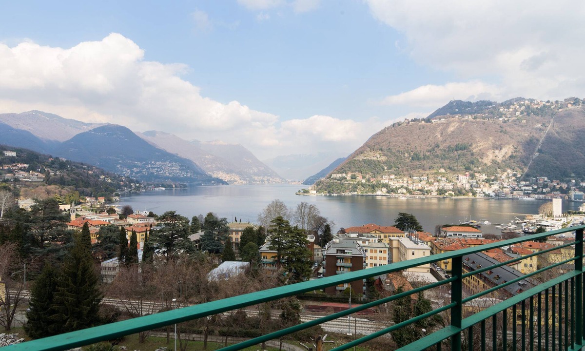 Como Apartment | Lake Panorama