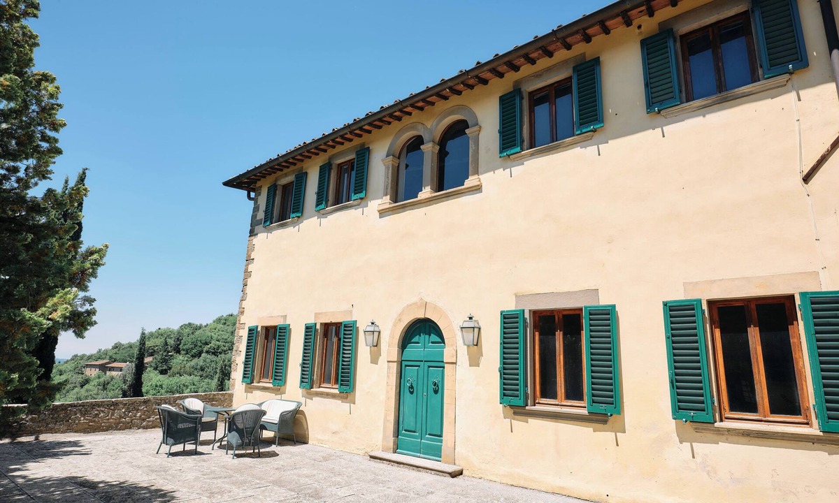 Greve in Chianti Villa | Le Convertoie: Tuscan Villa with Pool & History