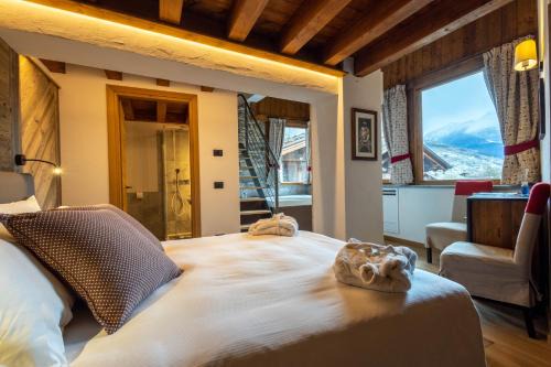 Jovencan House | Les Plaisirs d'Antan
