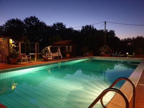 Montaletto Apartment | Little Star Pioppa