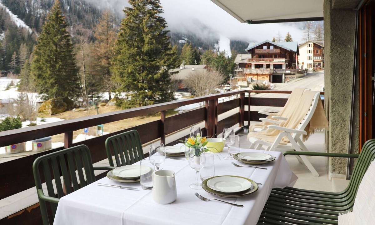 Champex-Lac Apartment | Lovely apartment for 5 guests with WIFI, TV, terrace and pets allowed