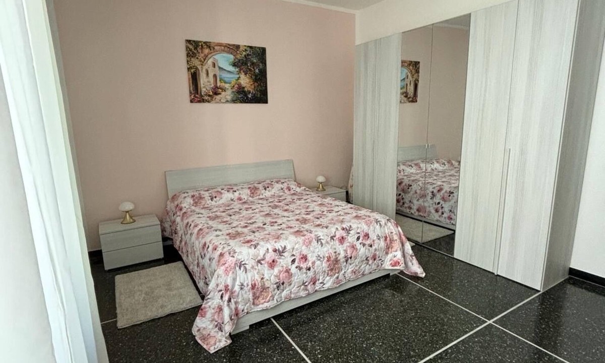 Rivarolo Ligure Apartment | Lovely apartment with a private parking