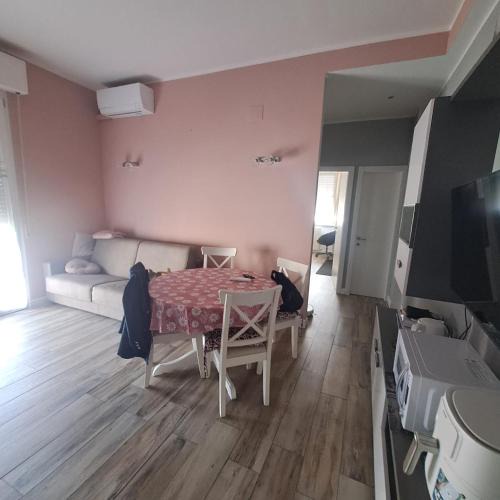 Isolotto Apartment | lucrezia dream