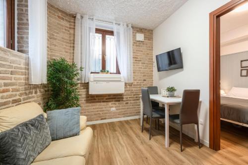 Corridonia Apartment | Maison all'Arco