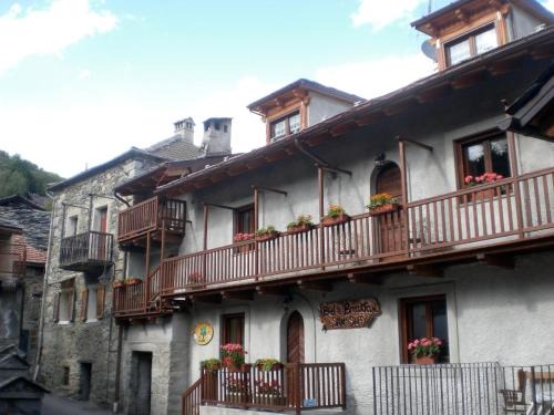 Villa-Nabian Bed & Breakfast | Maison Sam' Suffy