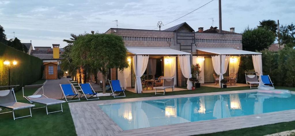 Castelbaldo House | Manor Villa Among Veneto's Orchards