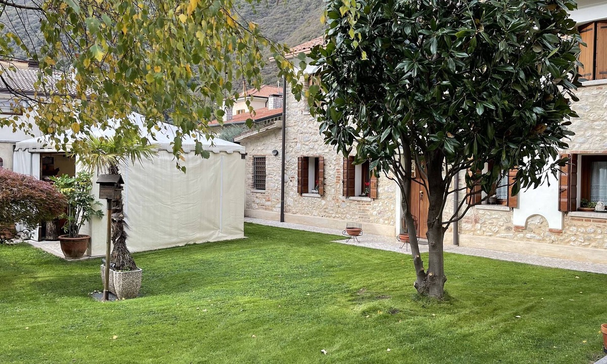 Solagna House | Midas & Lino's house holiday home