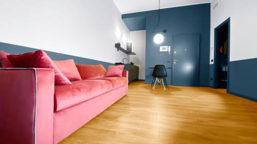 Central Station Apartment | Milano Central Station Red