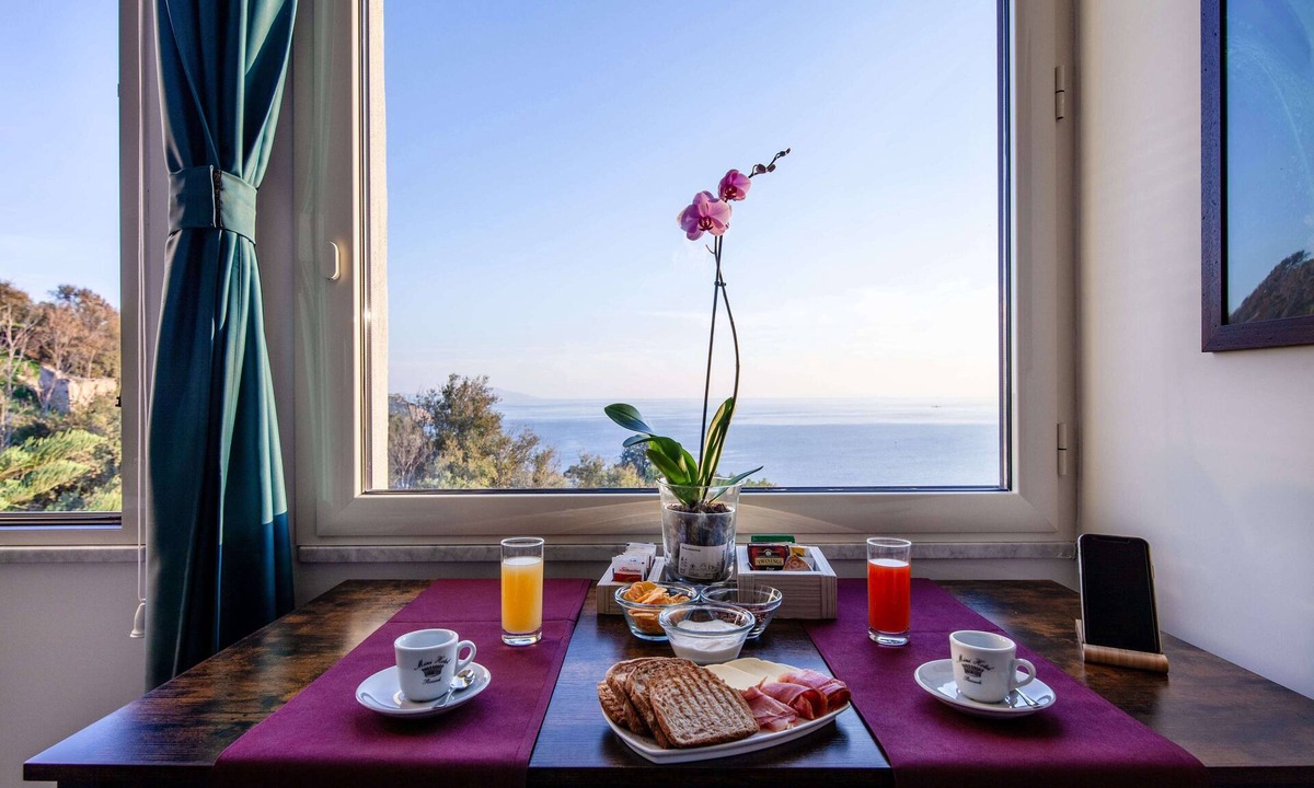 Pozzuoli Hotel | Mini Hotel