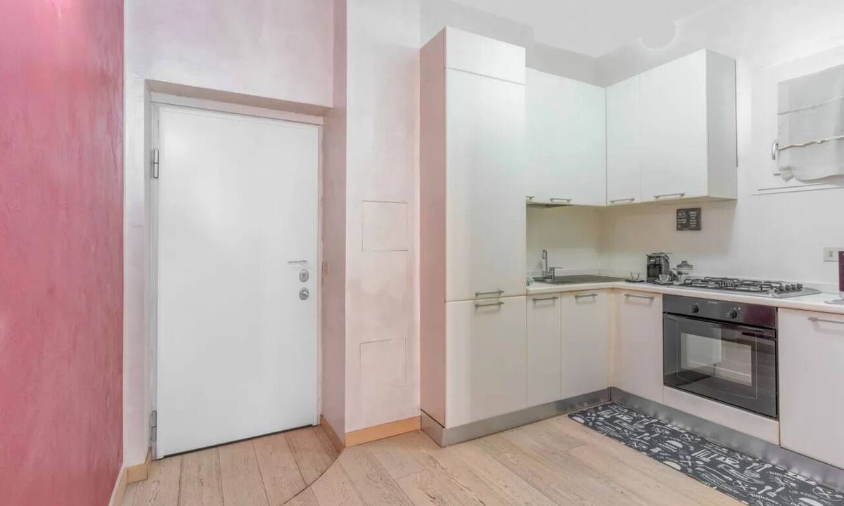 NoLo Apartment | MO30 [Loreto–Cathedral] Large Modern Apartment
