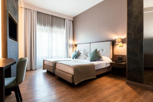 Magenta Hotel | Mokinba Hotels King