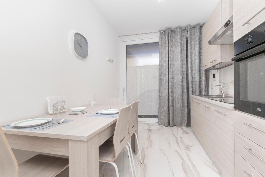 Saronno Apartment | Molino Lounge Express 20' da Milano e Malpensa