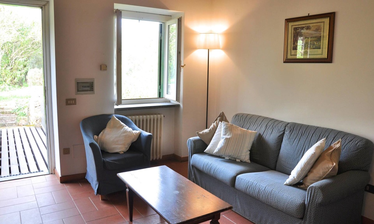 Capranica Apartment | Montecasciano Ginestra