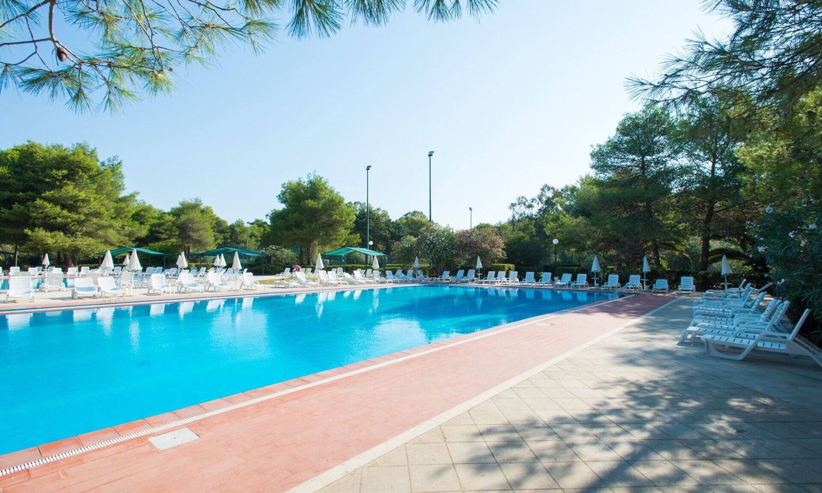 Acaya Other | Nice apartment with pool, WIFI, A/C, TV, balcony, pets allowed and parking, close to Lecce