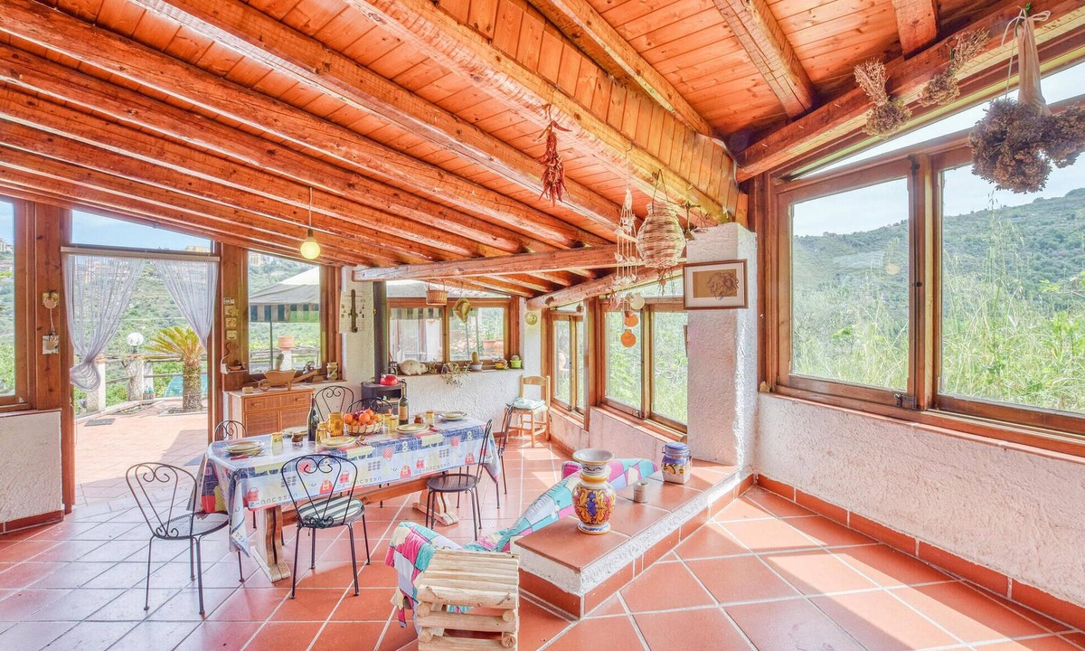 San Marco d'Alunzio House | Nice home in San Marco D'Alunzio with WiFi