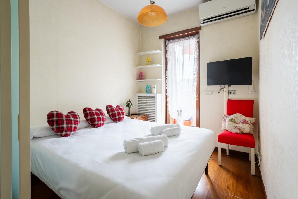 Segnano Apartment | [Niguarda-Bicocca] Studio Apartment with balcony