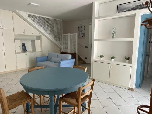 Manfredonia House | Nonno Gian