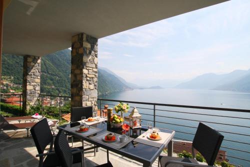Argegno Apartment | Oleandri Dream