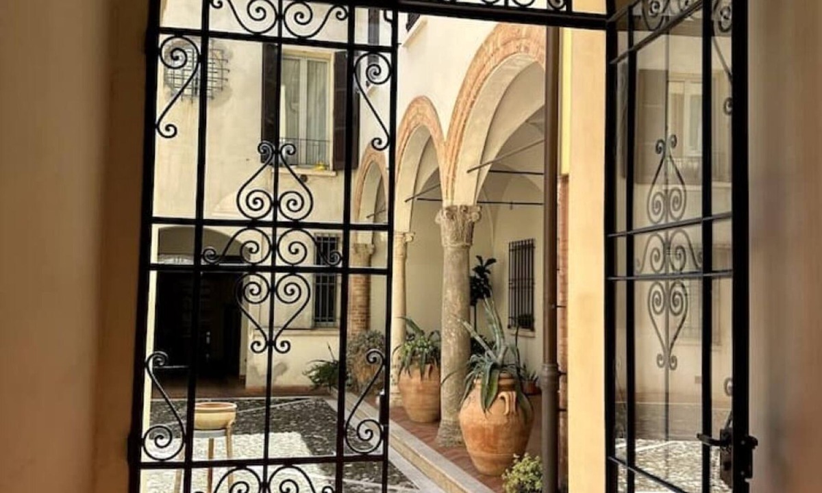 Forli Apartment | Petrucci House 2 historic center
