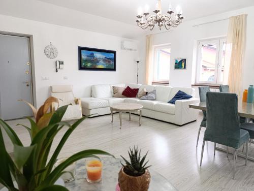 Pignola Apartment | Pignola Maison