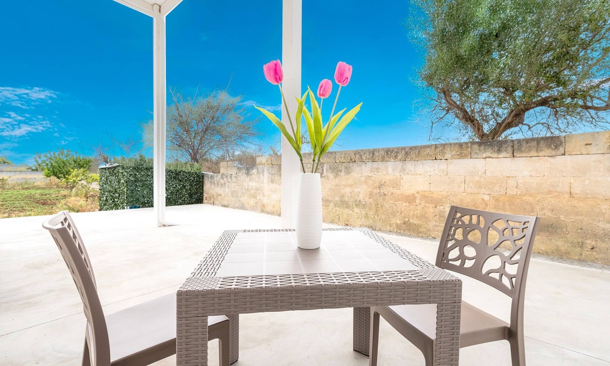Boncore Apartment | 'Quiete' Double Room with Shared Garden, Wi-Fi, and Air Conditioning