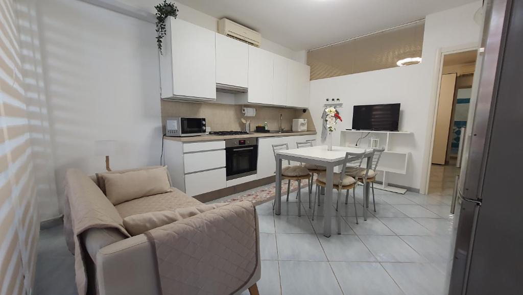 Pinarella Apartment | Residenza La Gazza e Spiaggia