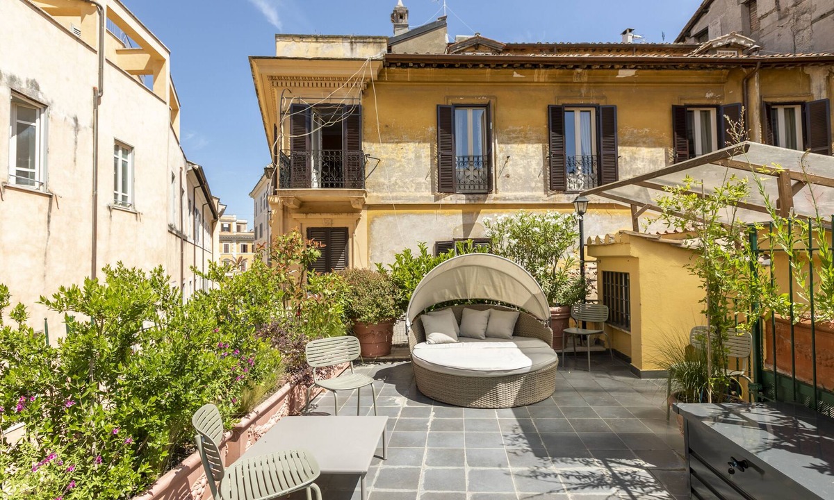 Rione IV Campo Marzio Apartment | ROMAC - Campo Marzio