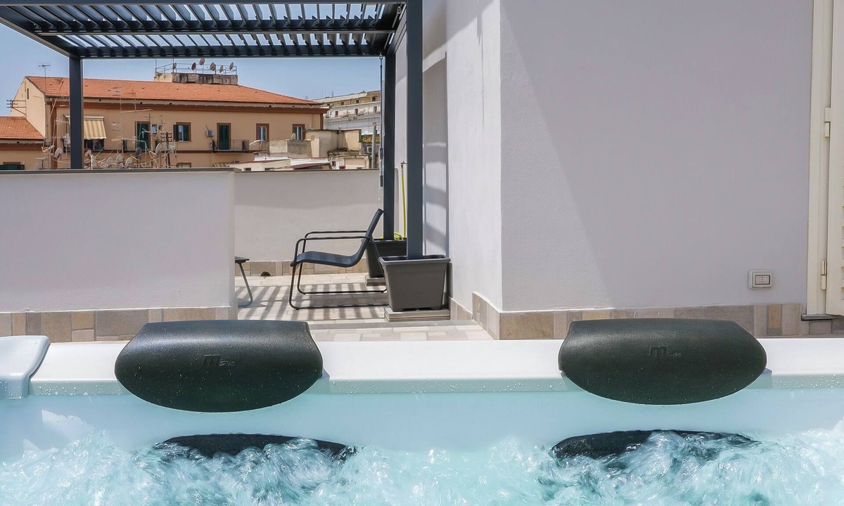 Naples House | Rooftop Parthenopeo - Contemporary Rooms
