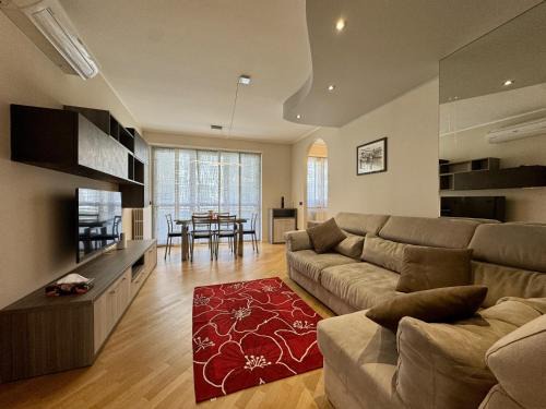Madonna di Tirano Apartment | Rosso di sera - ampio appartamento in centro