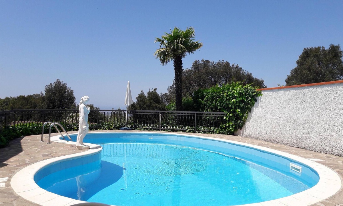 Gavorrano House | Single house with private swimming pool