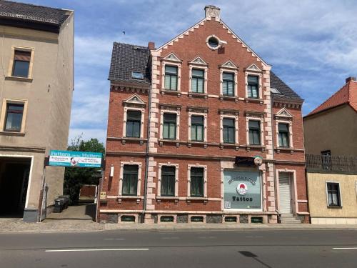 Eilenburg Apartment | Studio Wohnung, mit Grill Platz im Hof