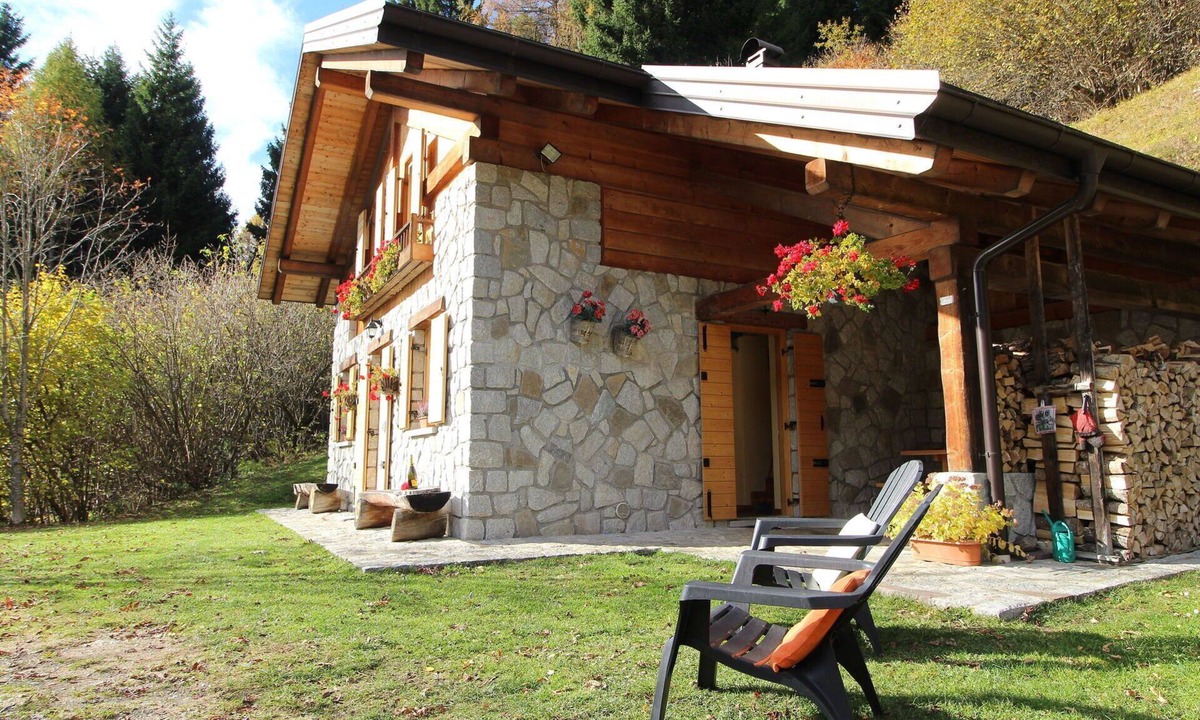 Pieve Tesino House | Stunning private villa for 5 people with WIFI, patio, pets allowed and panoramic view