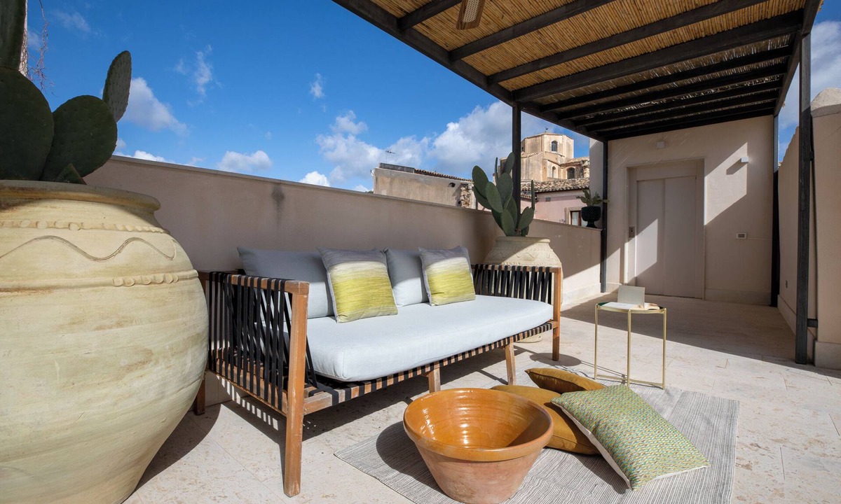 Noto Apartment | Suite Aurispa 143 con Terrazza Noto