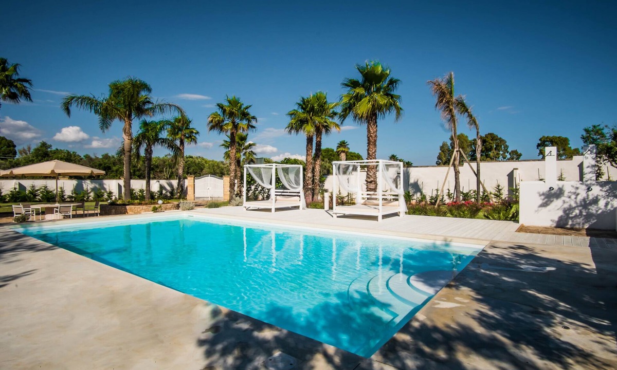 Torre San Giovanni Villa | Suite TerraNostra garden with pool in Salento