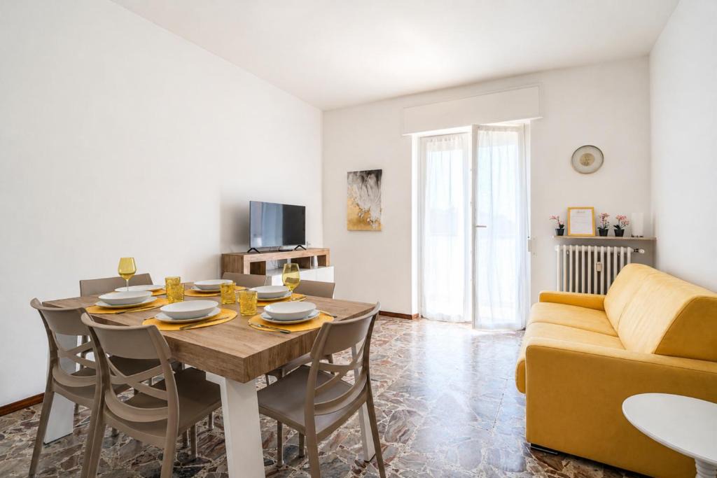 Villaggio degli Sposi Apartment | Sunrise