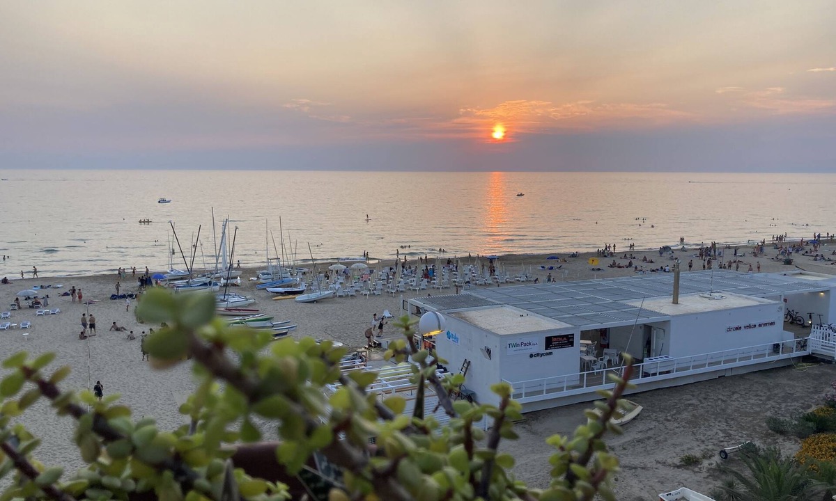 Scoglitti Apartment | Terrace overlooking the sea