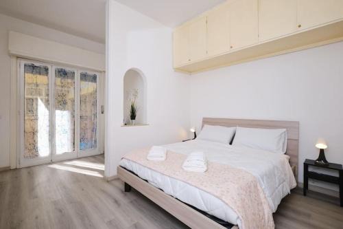 Cinecitta Apartment | Tuscolana Blu Apartment - Grazioso Monolocale