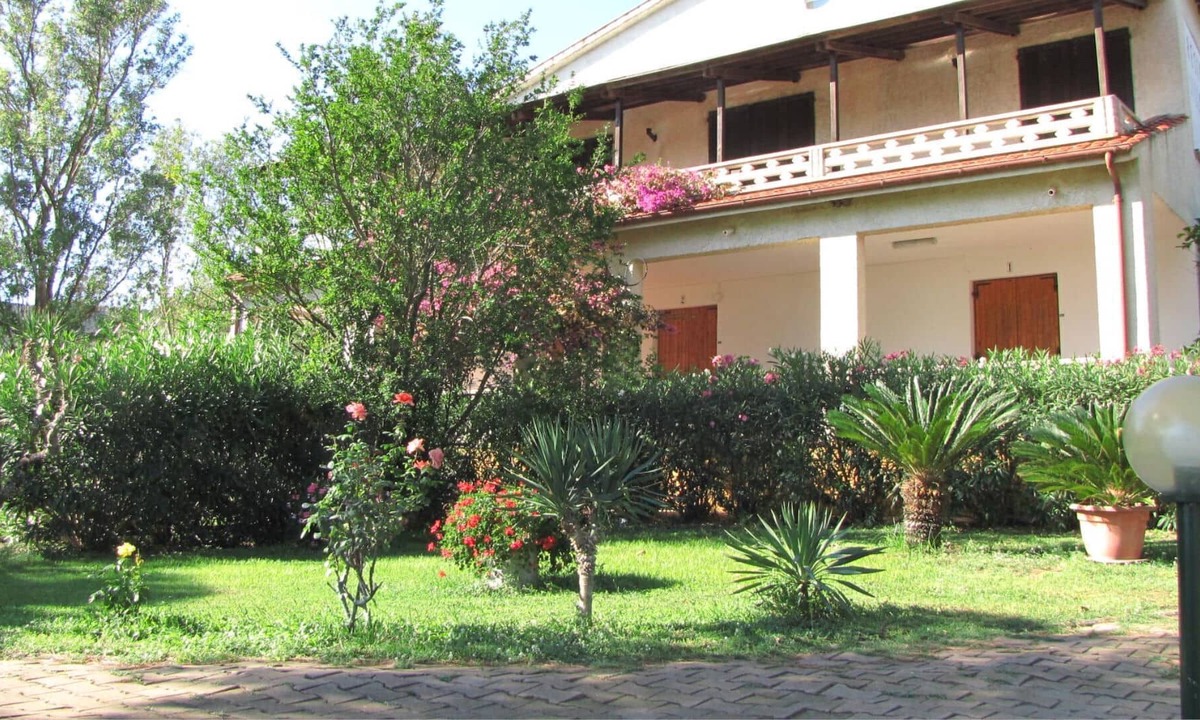 Lacona Apartment | Two-room 8 Residence Villa Conti with sea view terrace