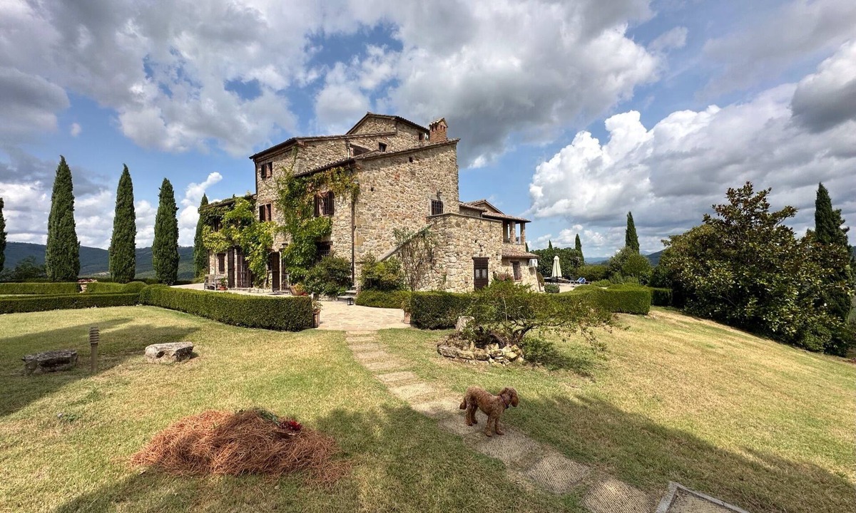 Bivio Lugnano House | Umbrian elegance, in the hills between Tuscany and Umbria