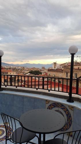 Montecalvario Apartment | Veduta Partenopea