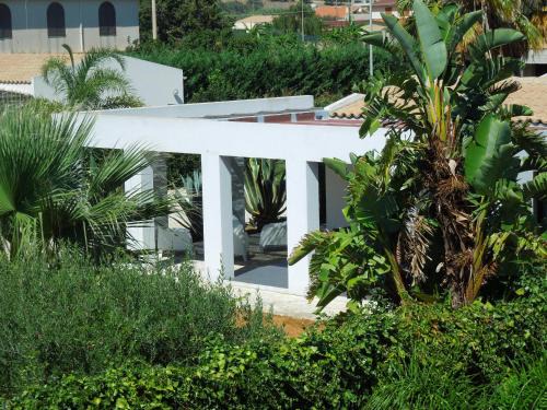 Menfi House | Villa Aloe