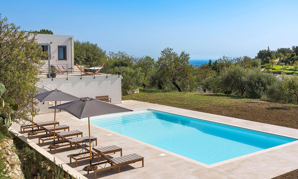 Noto Villa | Villa Arcobaleno with pool - My Rental Homes